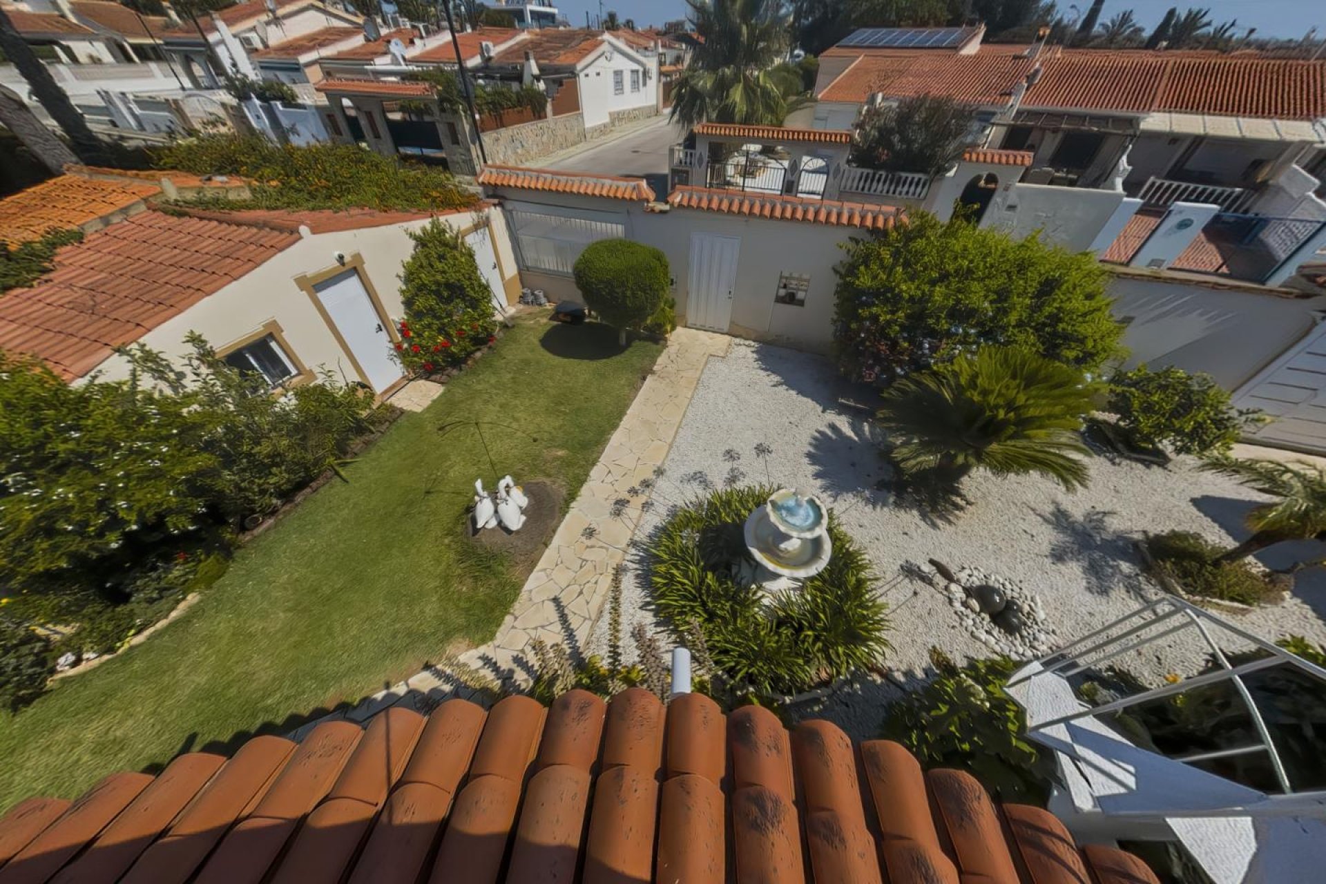 Resale - Villa -
Torrevieja - Costa Blanca