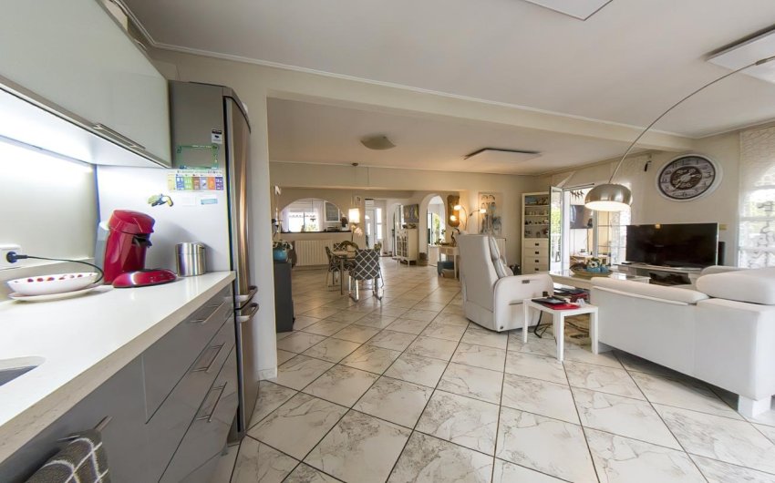 Resale - Villa -
Torrevieja - Costa Blanca