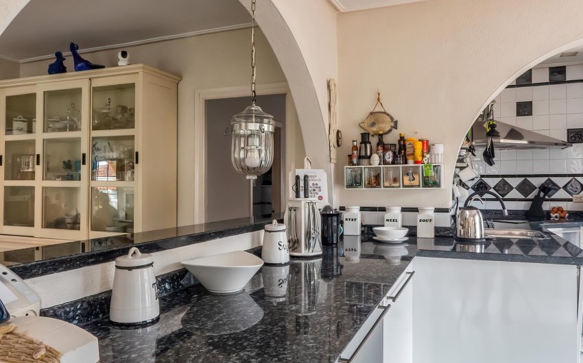 Resale - Villa -
Torrevieja - Costa Blanca