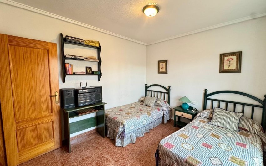 Resale - Villa -
Torrevieja - Costa Blanca