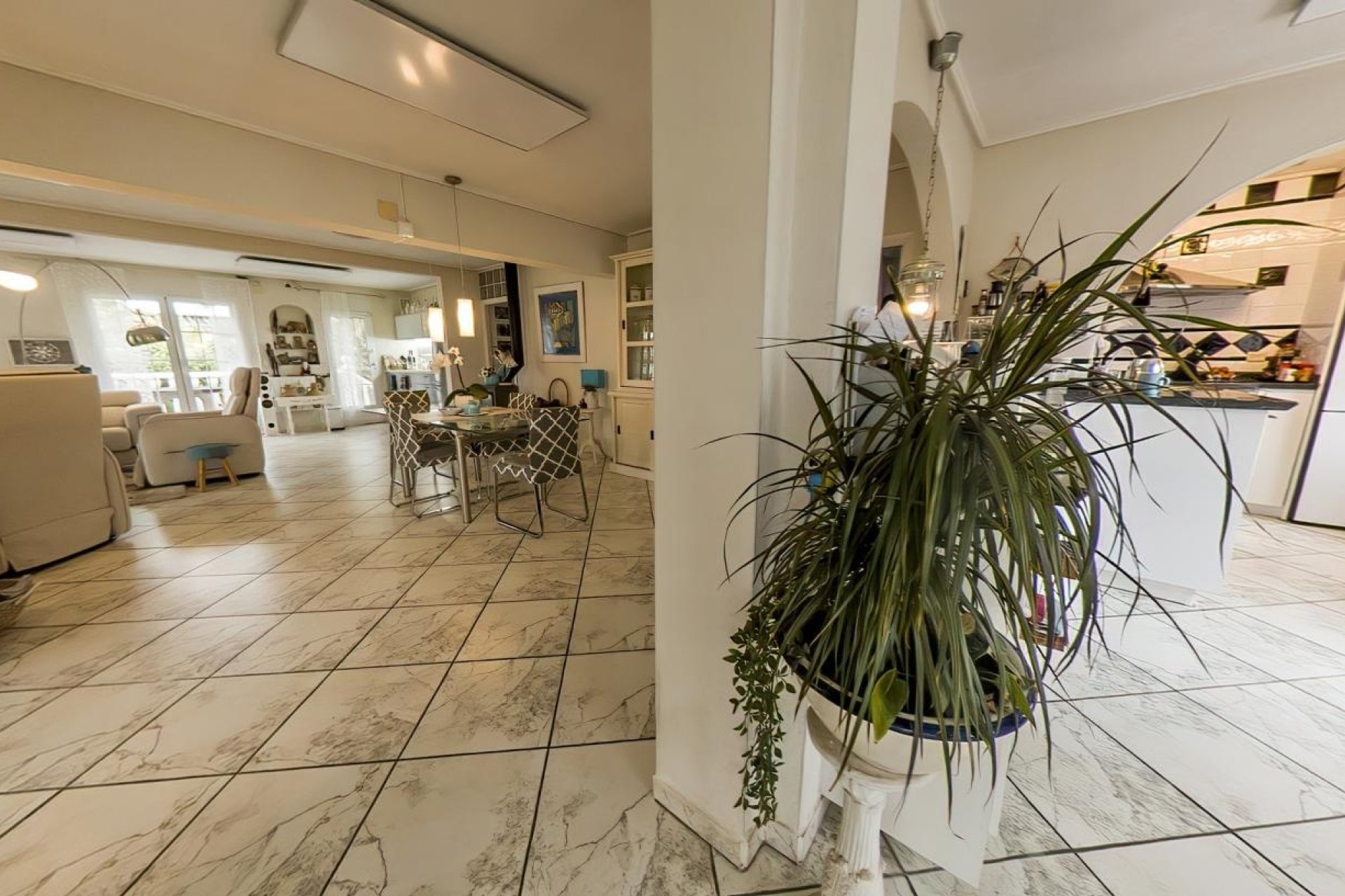 Resale - Villa -
Torrevieja - Costa Blanca