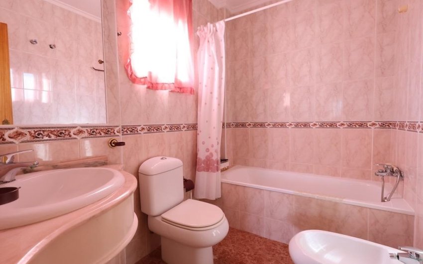 Resale - Villa -
Torrevieja - Costa Blanca