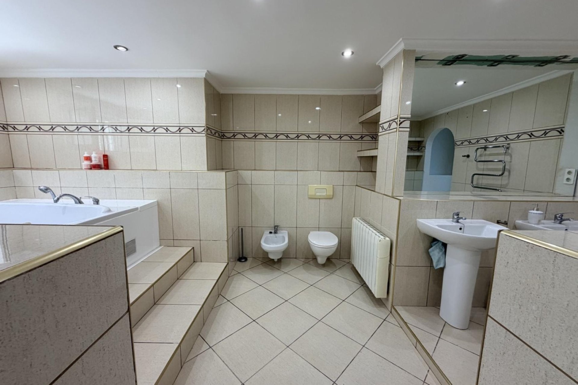 Resale - Villa -
Torrevieja - Costa Blanca