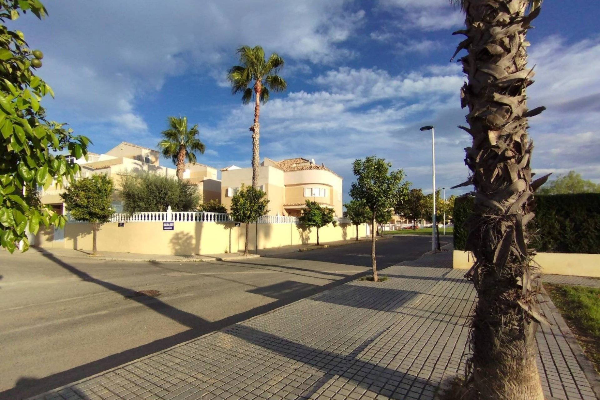 Resale - Villa -
Torrevieja - La Siesta - El Salado - Torreta