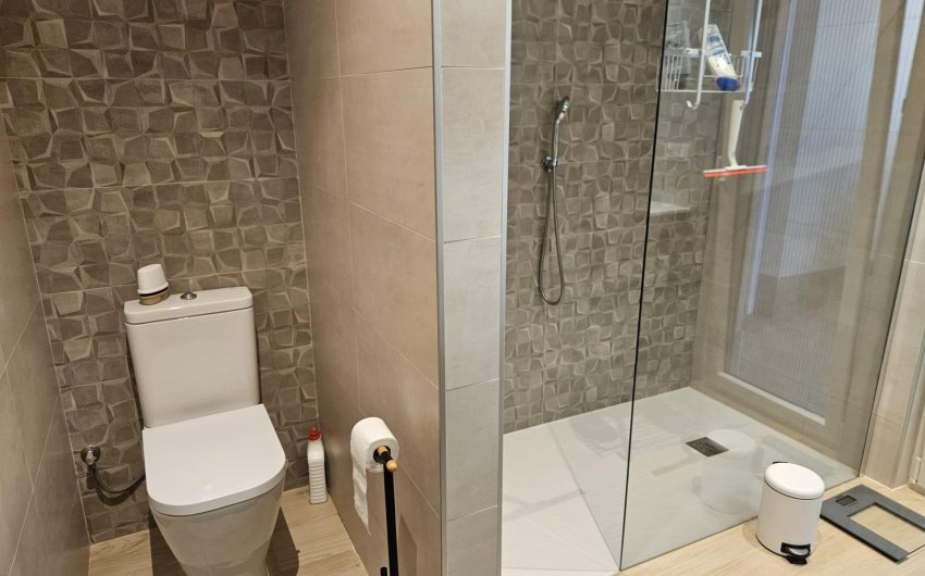 Resale - Villa -
Torrevieja - La Siesta - El Salado - Torreta