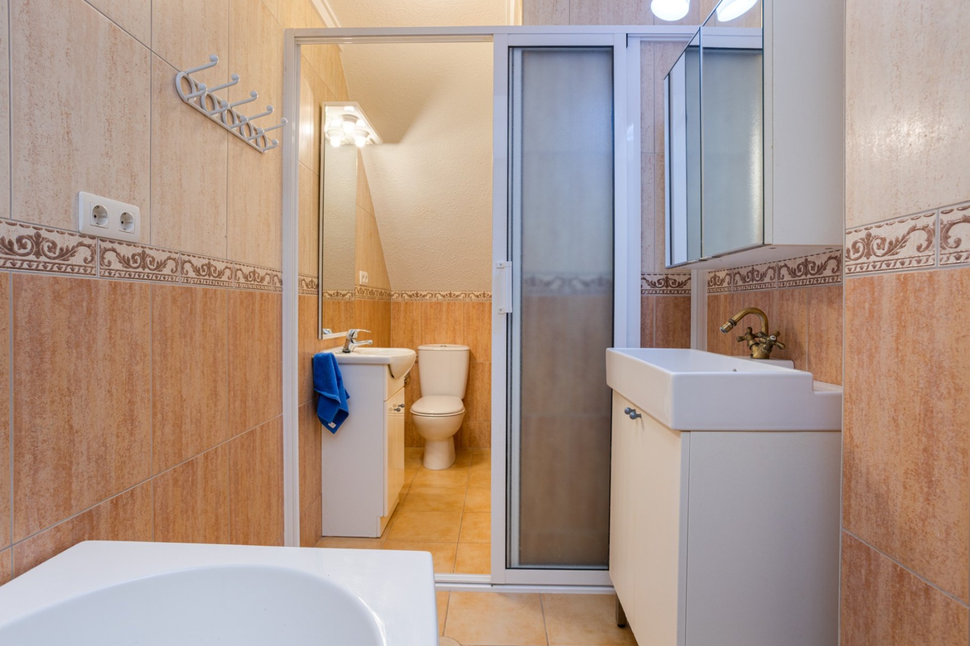 Resale - Villa -
Torrevieja - La Siesta