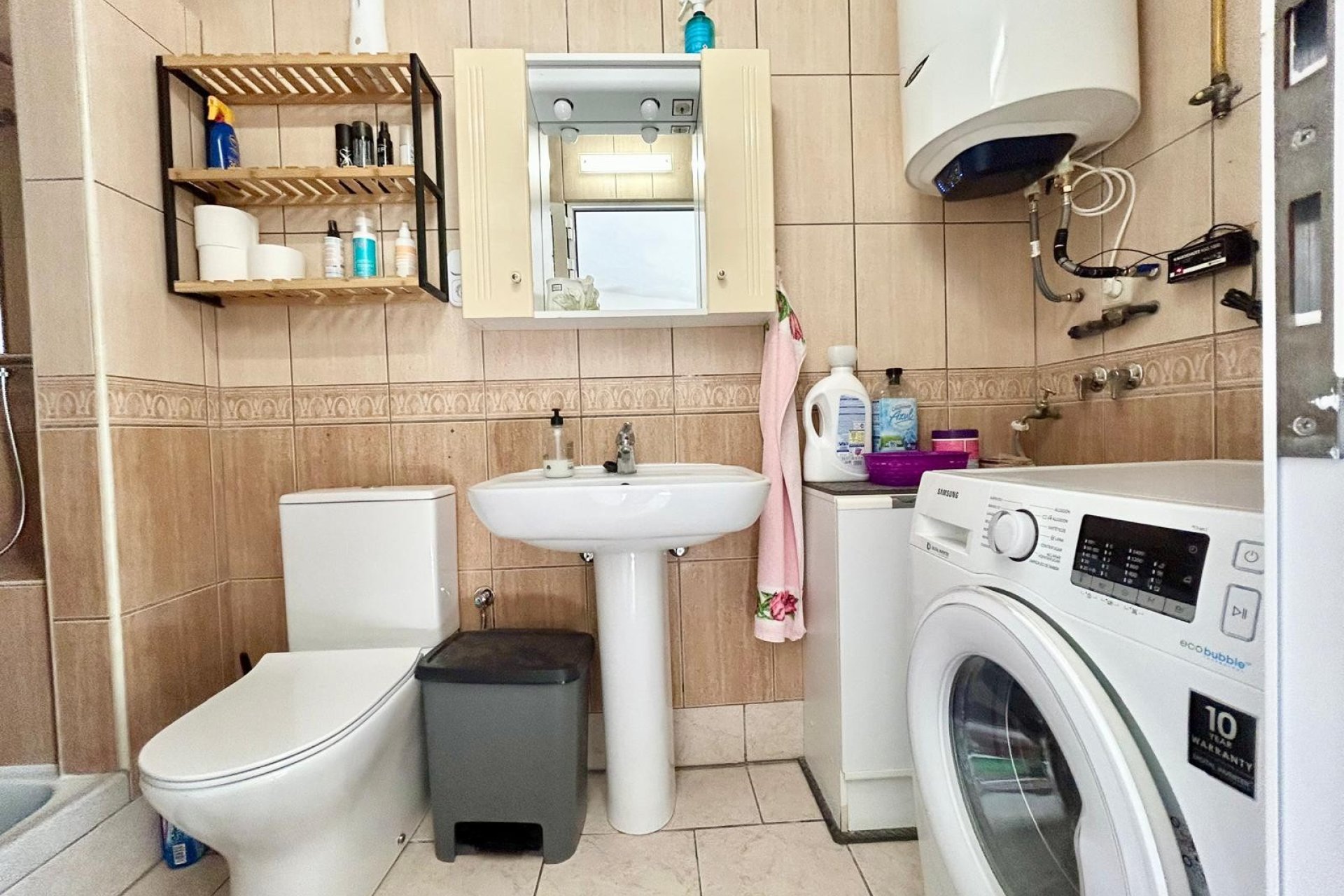 Resale - Villa -
Torrevieja - La Siesta