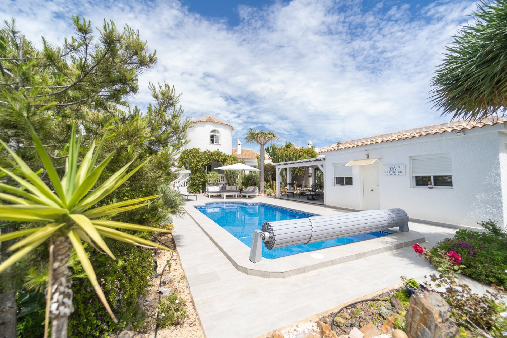Resale - Villa -
Torrevieja - La Siesta