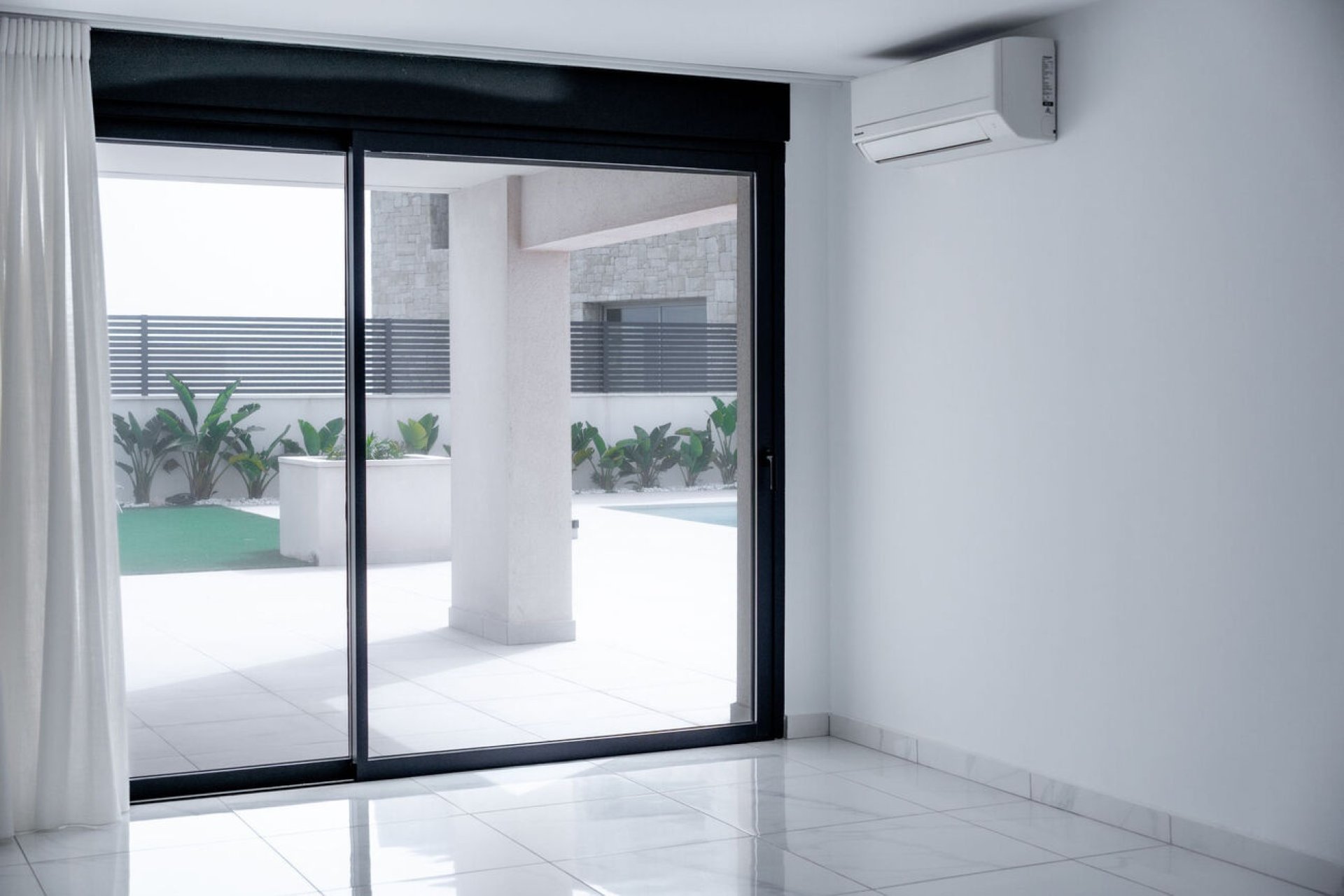 Resale - Villa -
Torrevieja - La Valeta