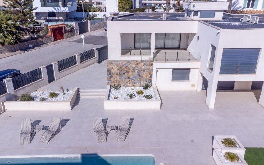 Resale - Villa -
Torrevieja - La Valeta
