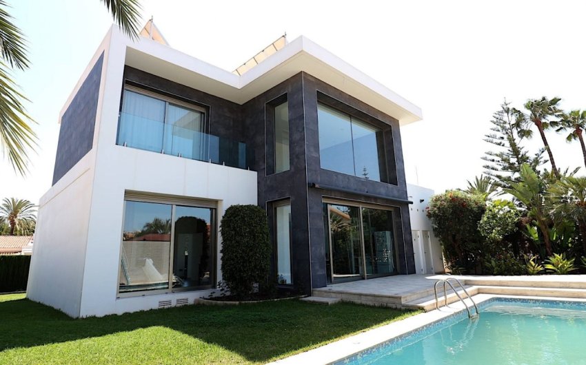 Resale - Villa -
Torrevieja - Los Angeles