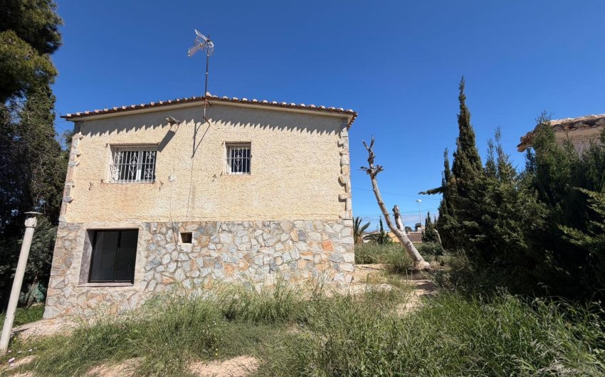 Resale - Villa -
Torrevieja - Los Balcones - Los Altos del Edén
