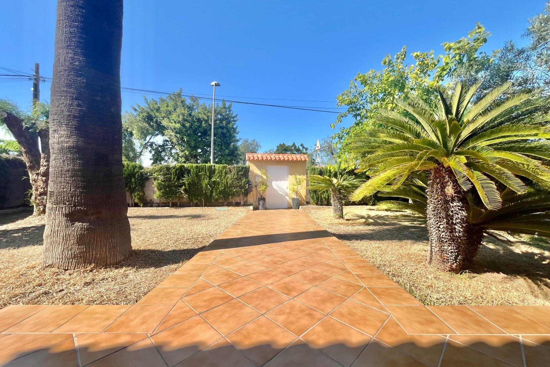 Resale - Villa -
Torrevieja - Los Balcones - Los Altos del Edén