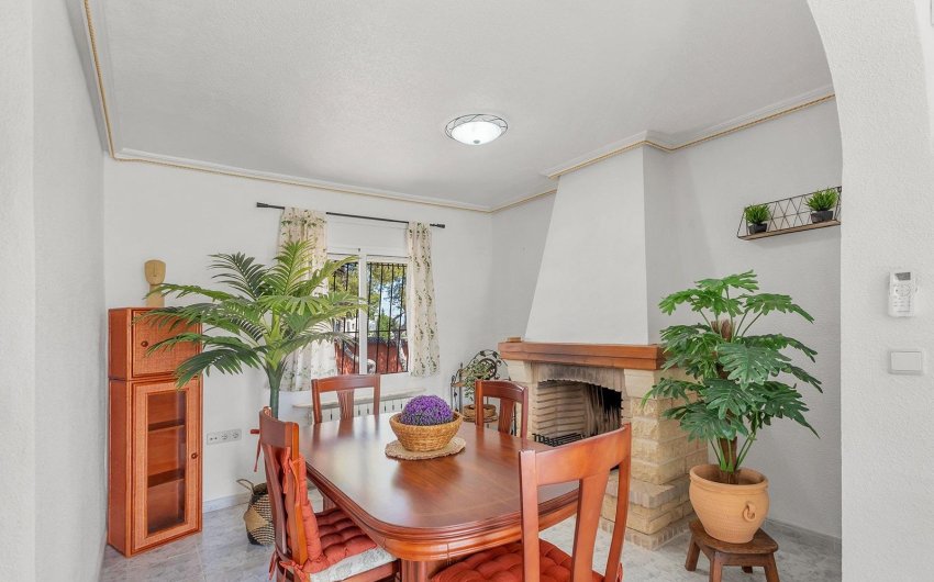 Resale - Villa -
Torrevieja - Los Balcones - Los Altos del Edén