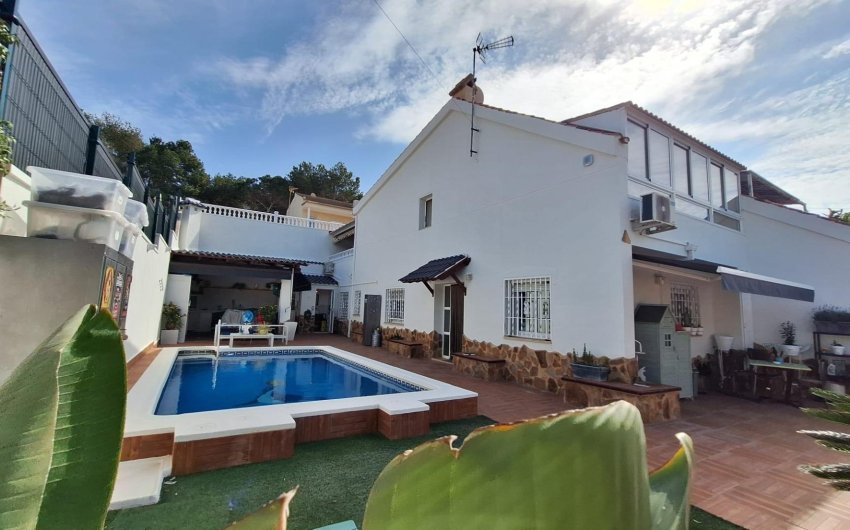 Resale - Villa -
Torrevieja - Los Balcones - Los Altos del Edén
