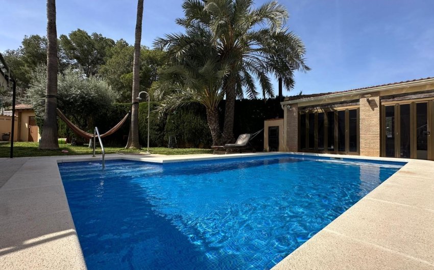 Resale - Villa -
Torrevieja - Los Balcones - Los Altos del Edén