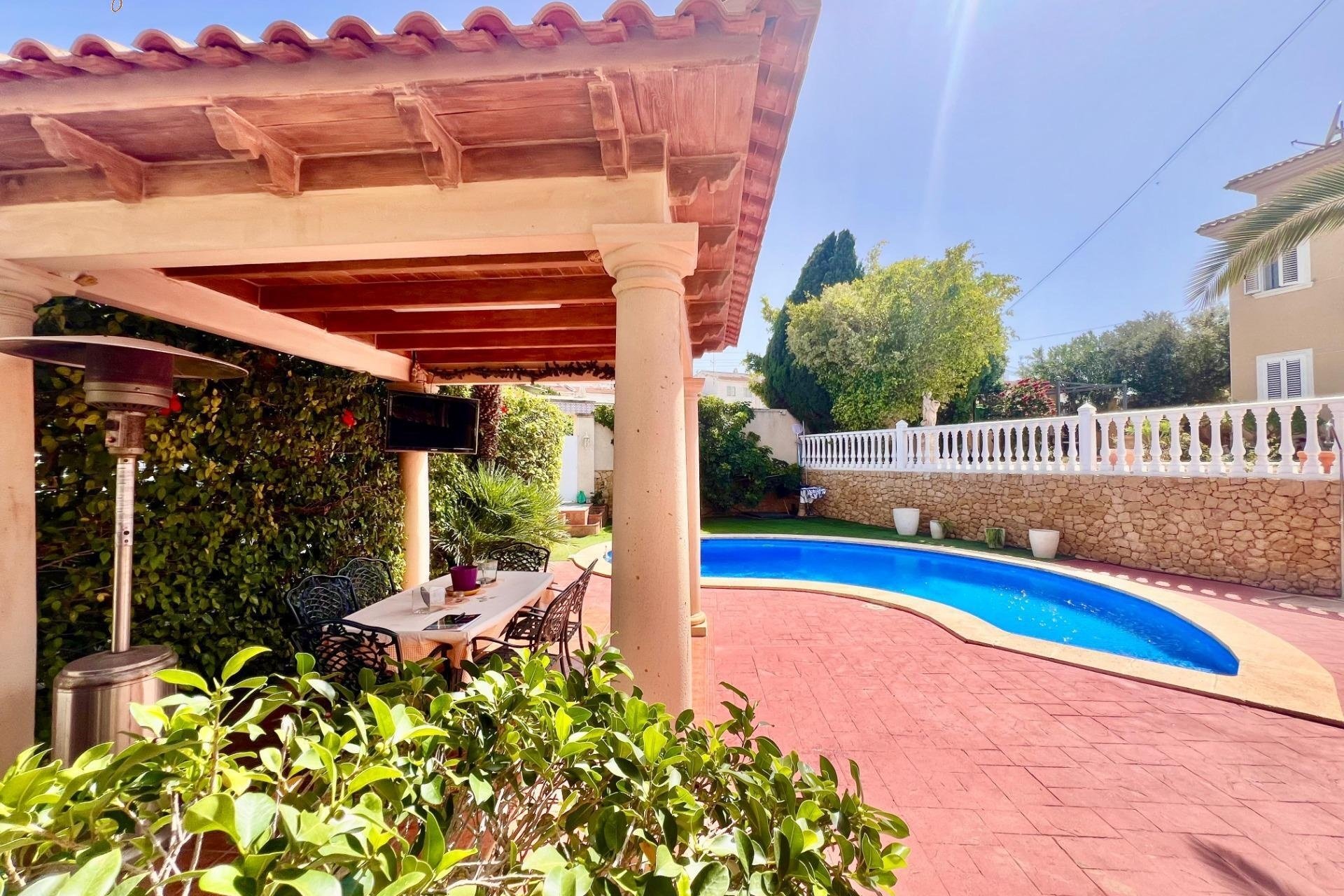 Resale - Villa -
Torrevieja - Los Balcones - Los Altos del Edén