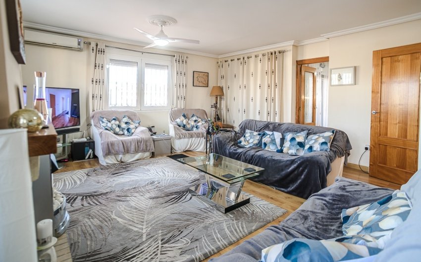 Resale - Villa -
Torrevieja - LOS BALCONES - LOS ALTOS