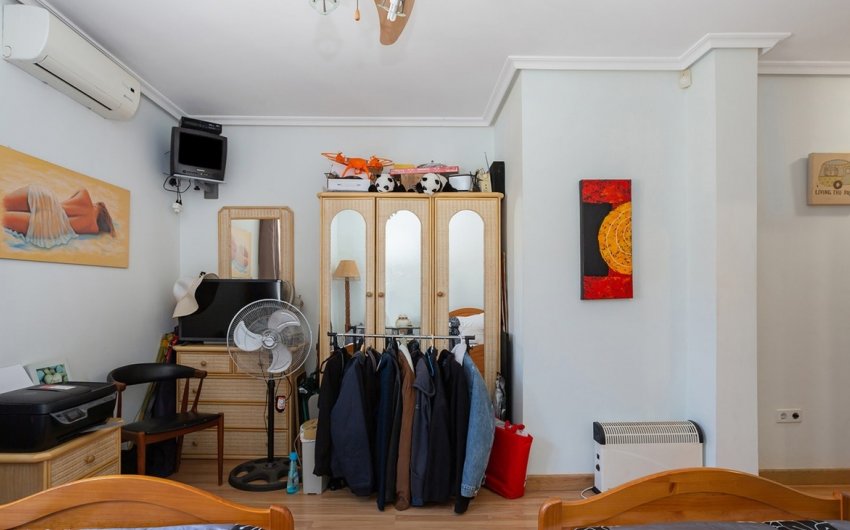 Resale - Villa -
Torrevieja - Los Balcones