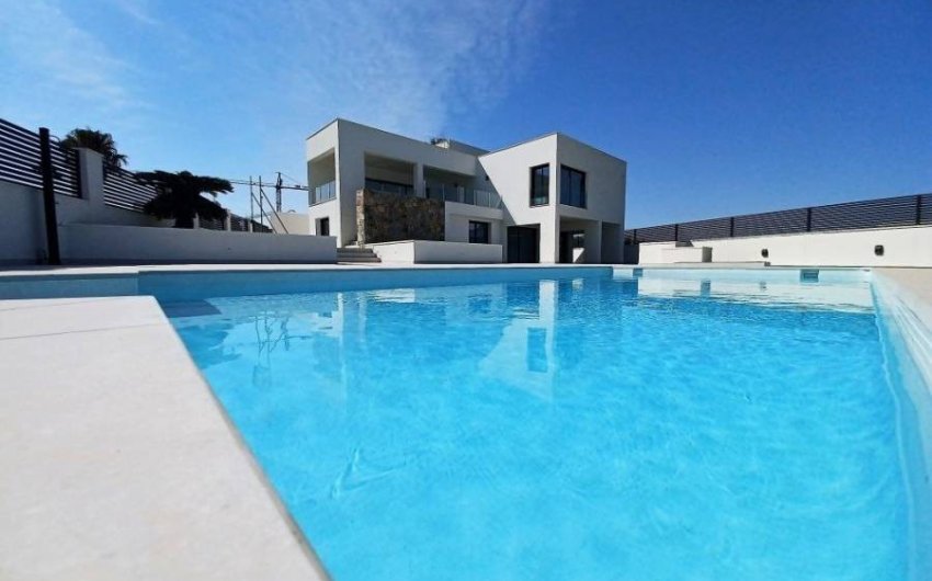 Resale - Villa -
Torrevieja - Los Balcones