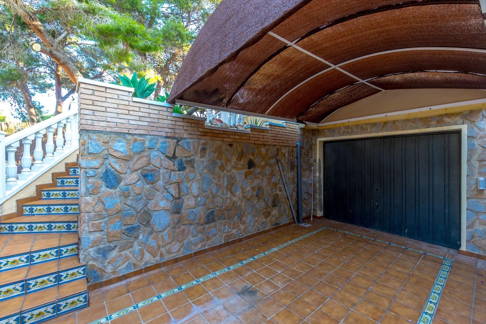 Resale - Villa -
Torrevieja - Los Balcones