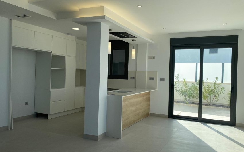 Resale - Villa -
Torrevieja - Los Balcones