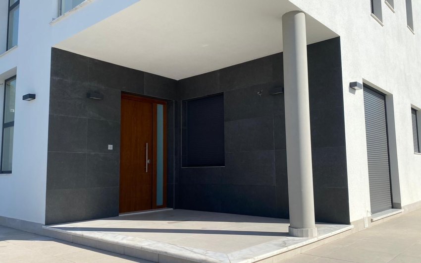 Resale - Villa -
Torrevieja - Los Balcones