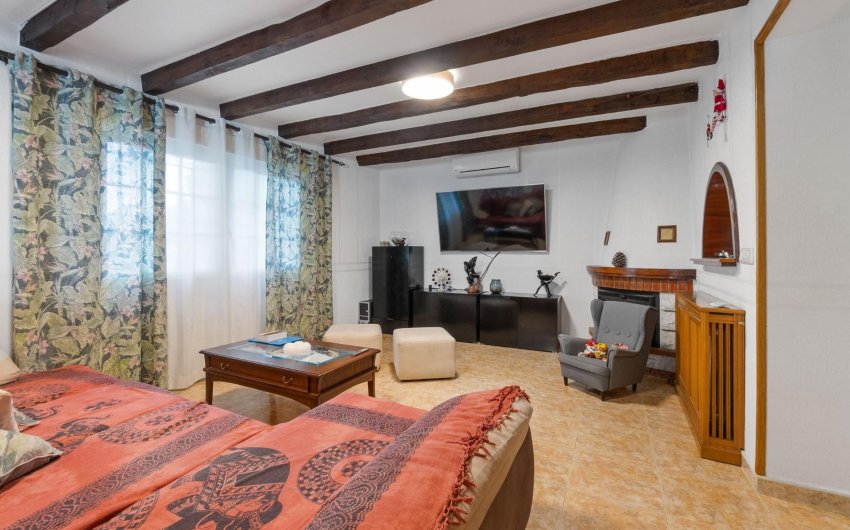 Resale - Villa -
Torrevieja - Los Balcones