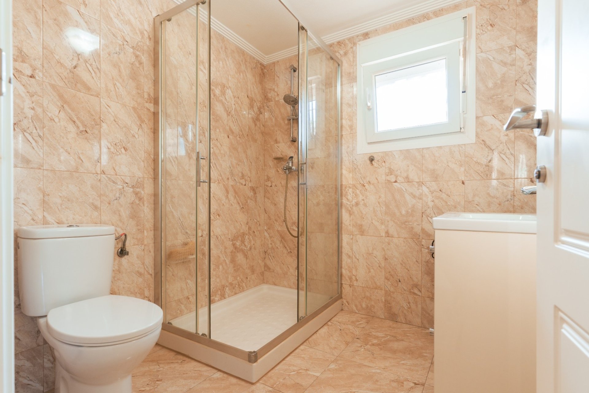 Resale - Villa -
Torrevieja - Los Balcones