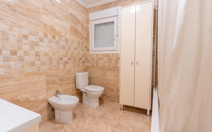 Resale - Villa -
Torrevieja - Los Balcones