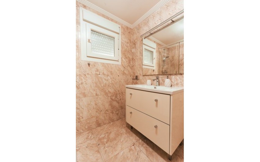 Resale - Villa -
Torrevieja - Los Balcones