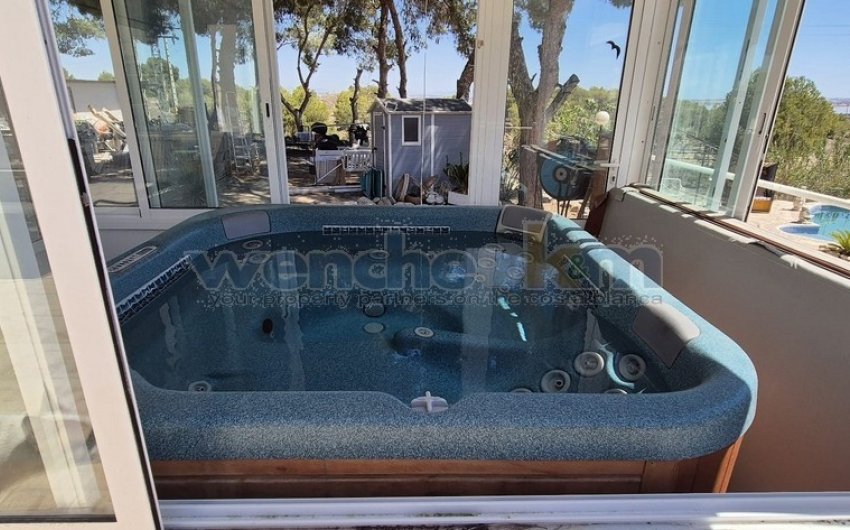 Resale - Villa -
Torrevieja - Los Balcones