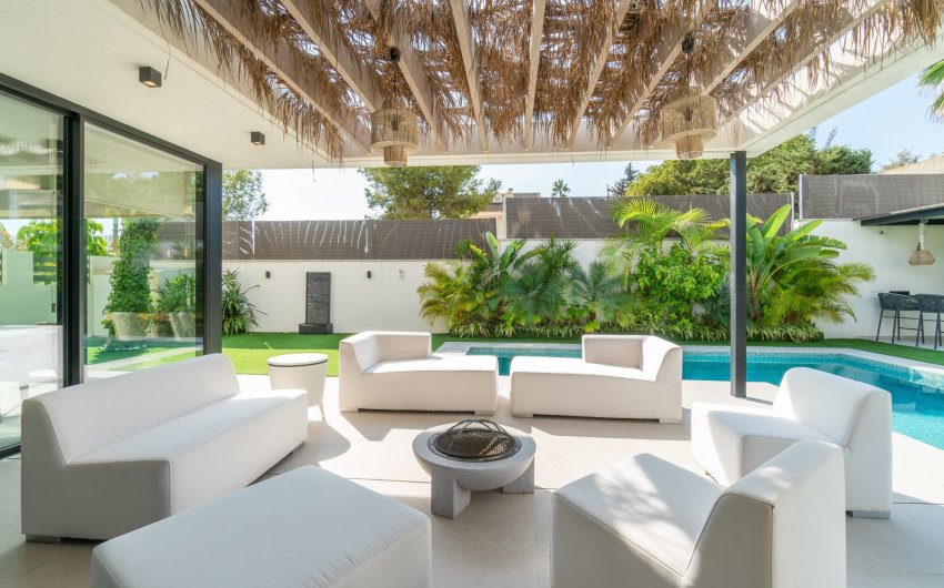 Resale - Villa -
Torrevieja - Los Balcones