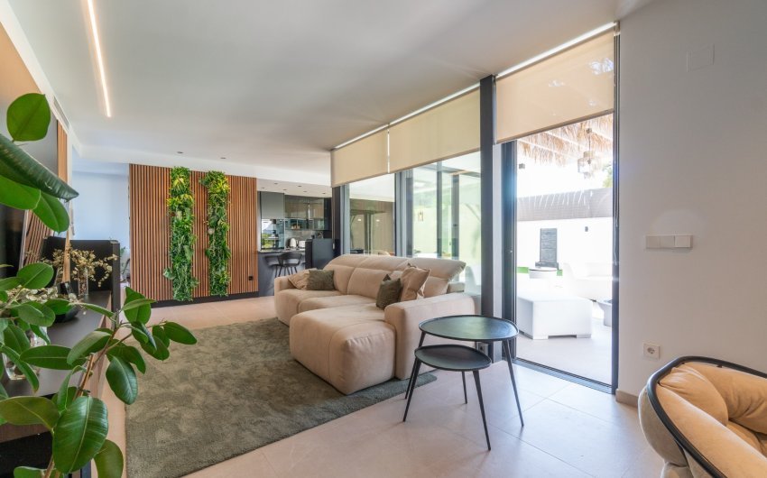 Resale - Villa -
Torrevieja - Los Balcones