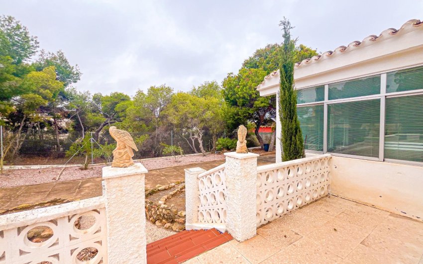 Resale - Villa -
Torrevieja - Los Balcones