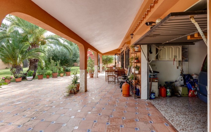 Resale - Villa -
Torrevieja - San Luis