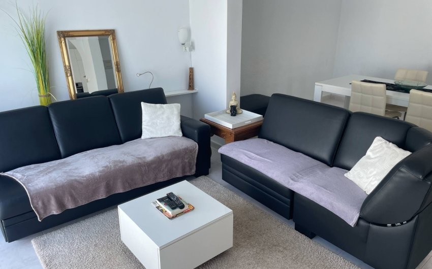 Resale - Villa -
Torrevieja - San Luis