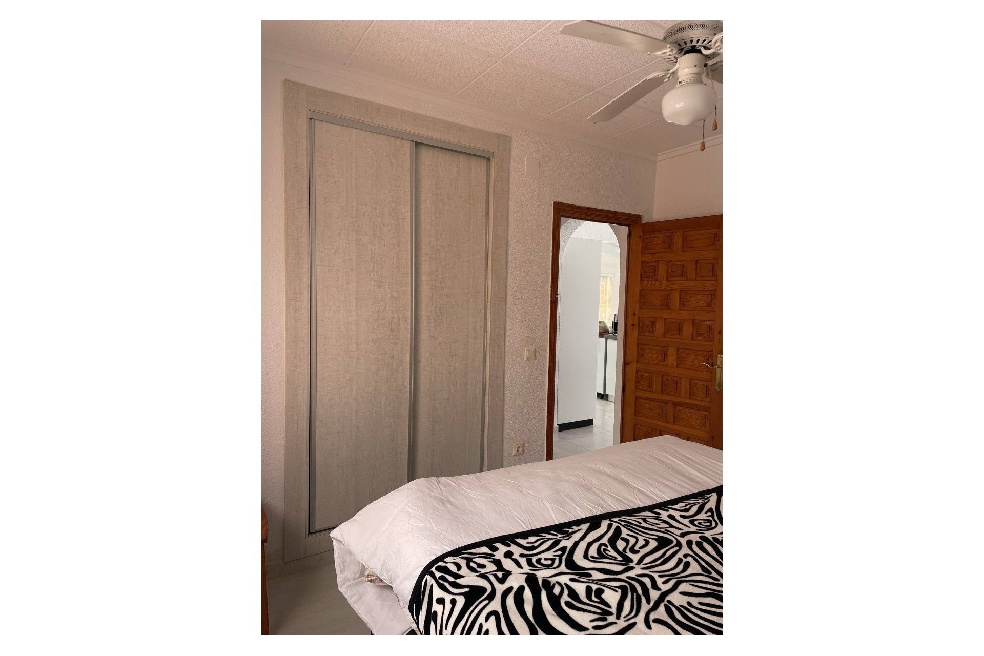 Resale - Villa -
Torrevieja - San Luis