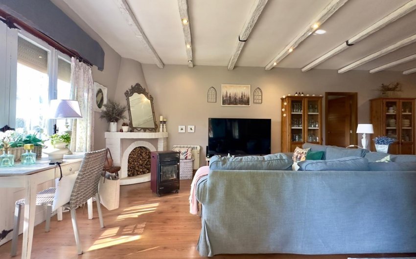 Resale - Villa -
Torrevieja - Torreblanca