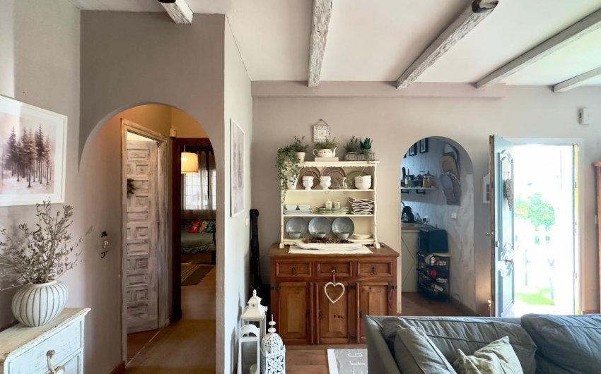 Resale - Villa -
Torrevieja - Torreblanca