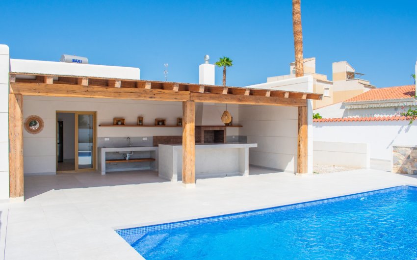 Resale - Villa -
Torrevieja - Torreta Florida