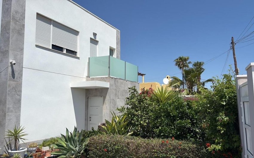 Resale - Villa -
Torrevieja - Torreta Florida
