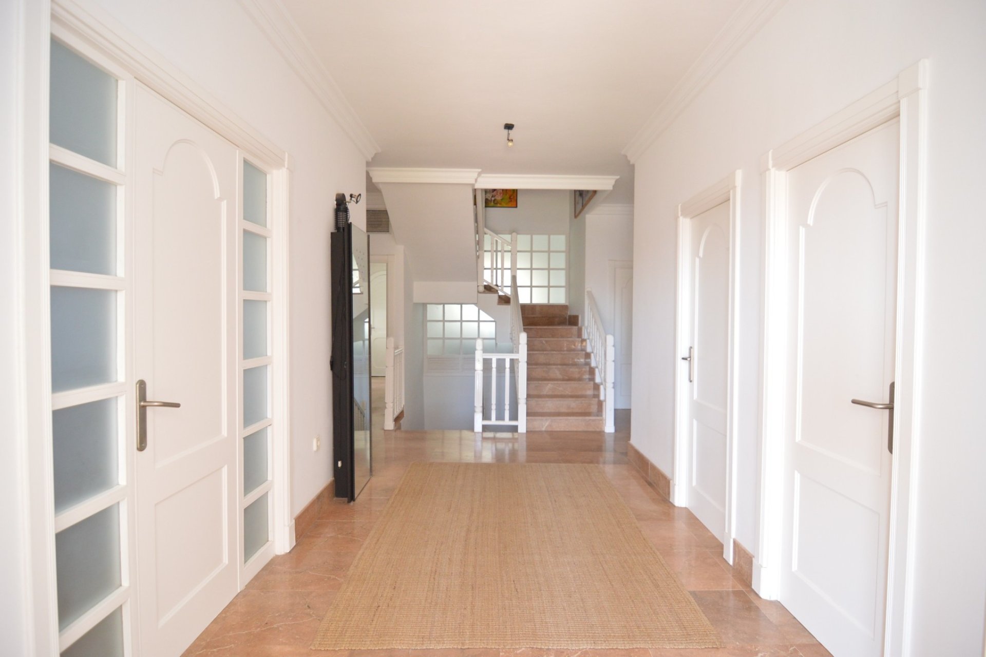 Resale - Villa -
Torrevieja - Torreta