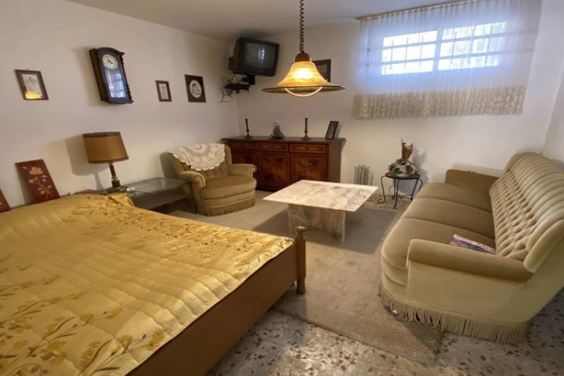 Resale - Villa -
Torrevieja