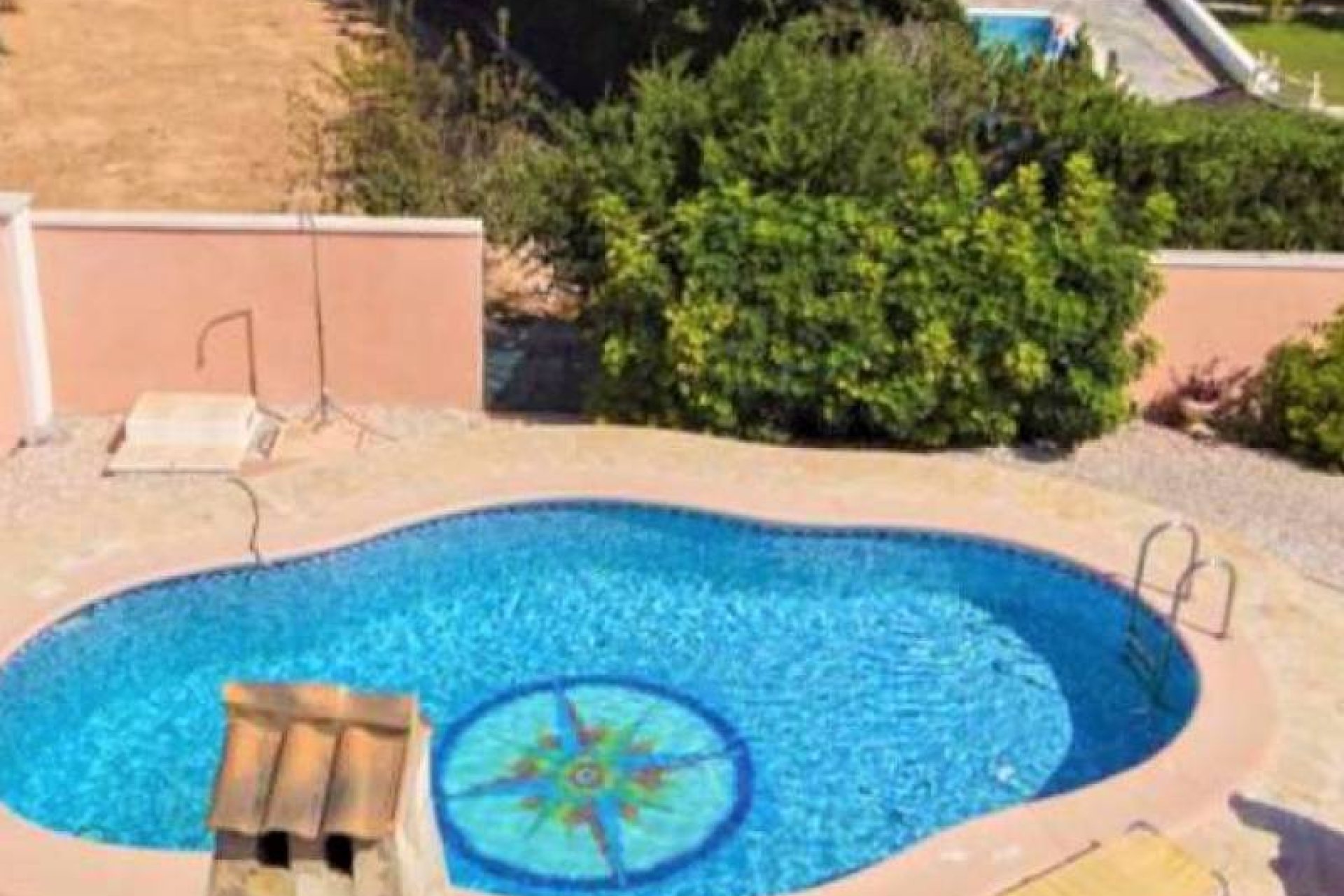 Resale - Villa -
Torrevieja