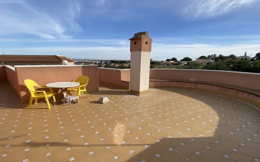 Resale - Villa -
Torrevieja