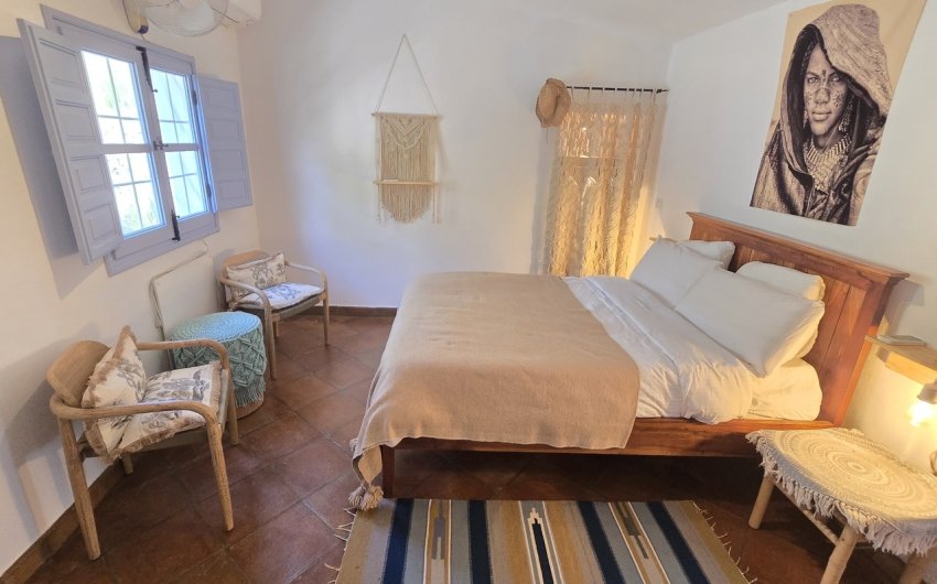 Resale - Villa -
Vélez-Málaga - Costa del Sol