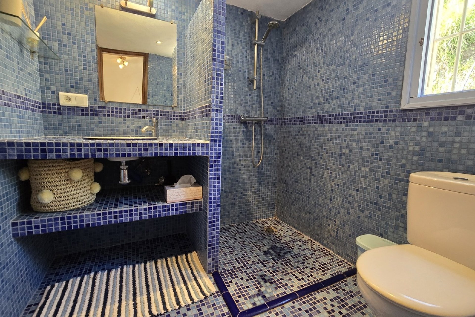 Resale - Villa -
Vélez-Málaga - Costa del Sol