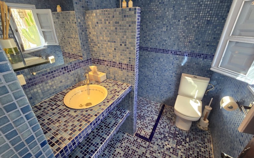 Resale - Villa -
Vélez-Málaga - Costa del Sol