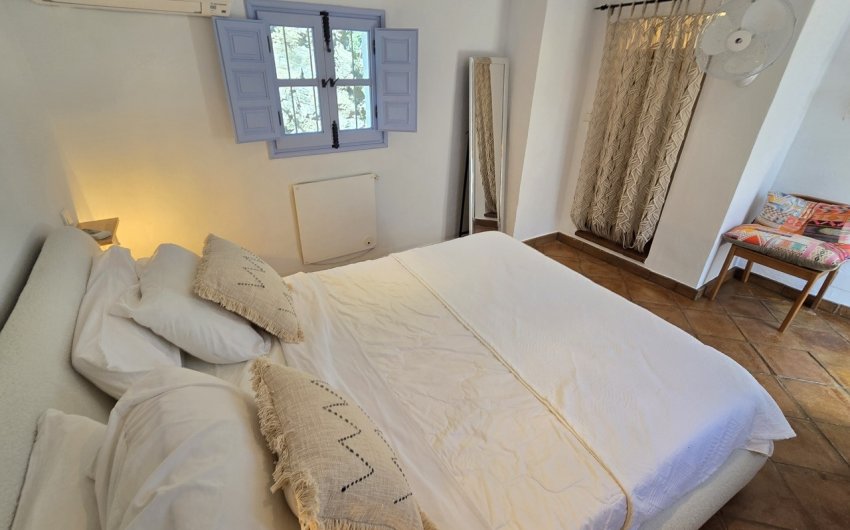 Resale - Villa -
Vélez-Málaga - Costa del Sol